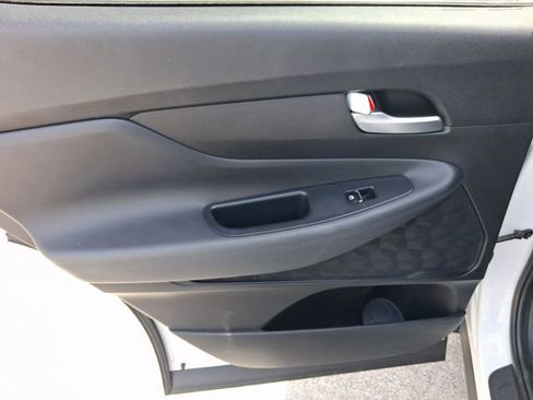 Used 2022 Hyundai Santa Fe SEL image 9