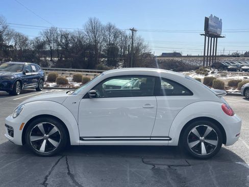 Used 2016 Volkswagen Beetle R-Line image 4