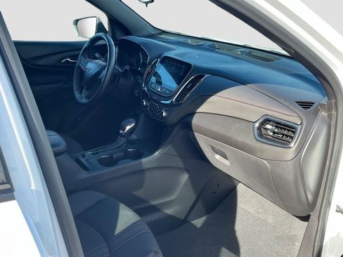 Used 2024 Chevrolet Equinox RS image 27
