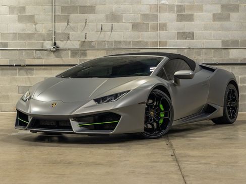 Used 2017 Lamborghini Huracan LP 580-2 RWD image 7