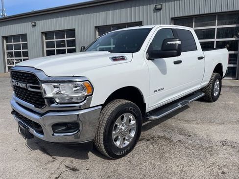 Used 2024 RAM 2500 Big Horn image 3