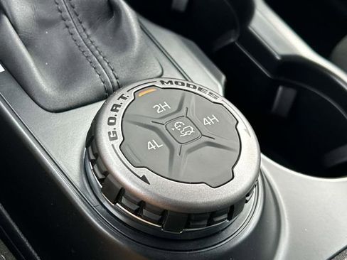 New 2025 Ford Bronco 2-Door image 27