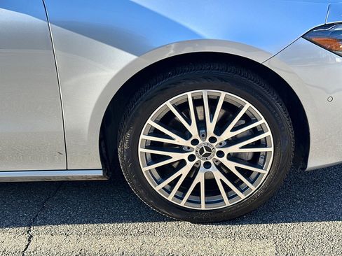 Used 2025 Mercedes-Benz CLA 250 image 12
