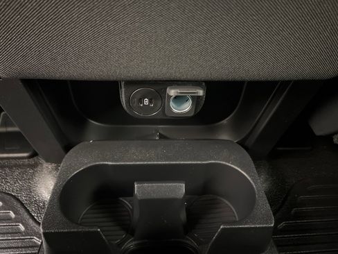 New 2025 Ford F250 XLT w/ Snow Plow Prep Package image 25