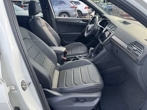 Used 2024 Volkswagen Tiguan SEL R-Line AWD/4WD image 30