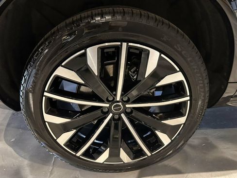 Used 2026 Volvo XC90 B6 Ultra AWD/4WD image 13