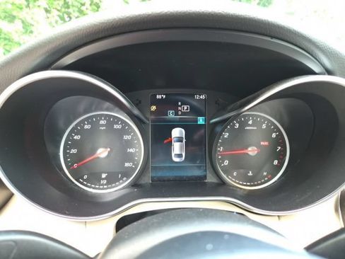 Used 2020 Mercedes-Benz C 300 4MATIC Sedan image 20