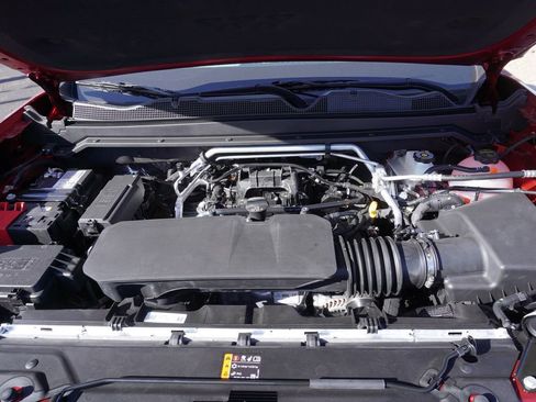 New 2026 GMC Canyon Elevation w/ Convenience Package image 9