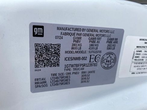 Used 2024 GMC Savana 2500 Extended image 19