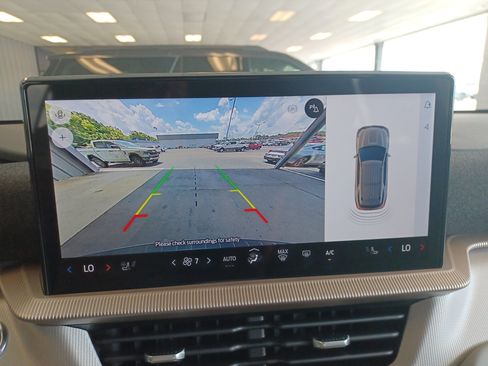 New 2025 Ford Explorer Active w/ Active Comfort Package image 33