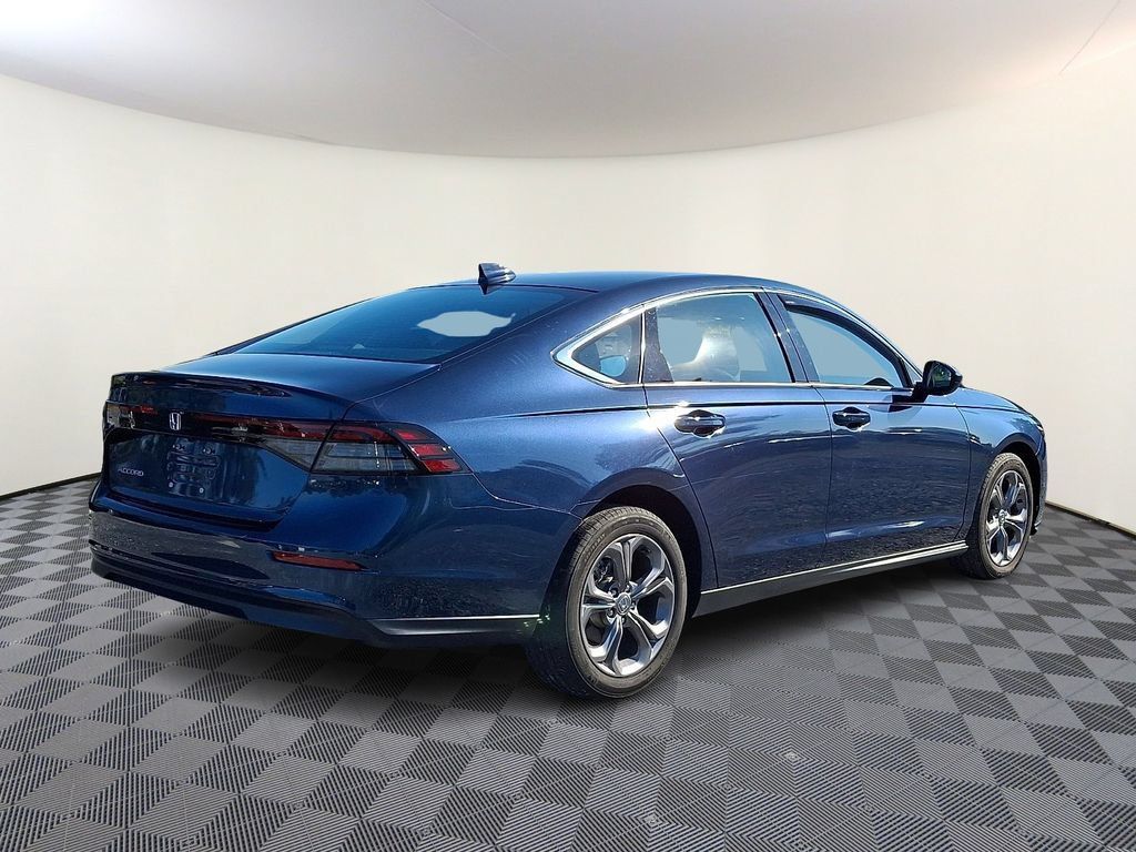Used 2024 Honda Accord EX image 9