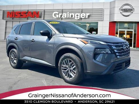 Used 2024 Nissan Rogue S FWD image 1