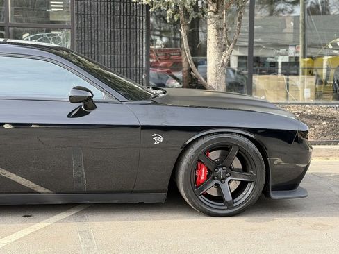 Used 2020 Dodge Challenger SRT Hellcat image 23