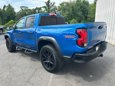 Used 2024 Chevrolet Colorado Trail Boss w/ Advanced Trailering Package AWD/4WD image 8