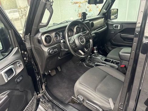 Used 2020 Jeep Gladiator Sport w/ Quick Order Package 24S AWD/4WD image 14