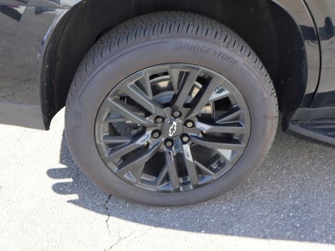 Used 2025 Chevrolet Tahoe Premier image 44