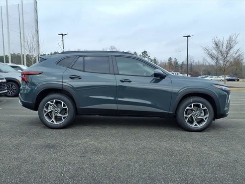 New 2026 Chevrolet Trax LT w/ Driver Confidence Package image 30
