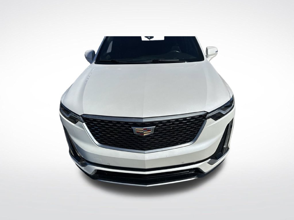 Used 2020 Cadillac XT6 Premium Luxury AWD/4WD image 2