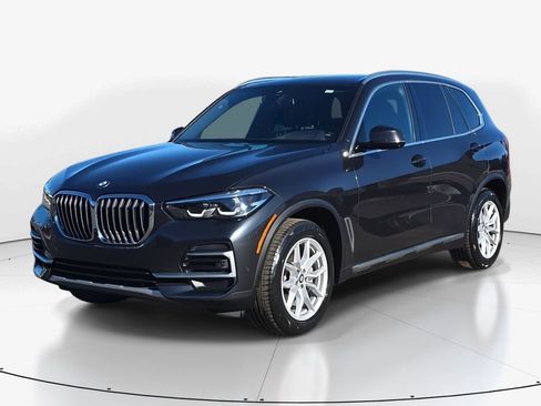 Used 2023 BMW X5 xDrive40i w/ Premium Package image 10