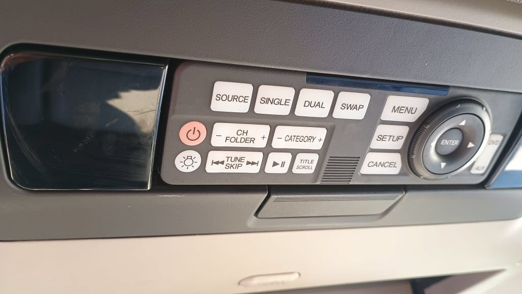 Used 2012 Honda Odyssey Touring image 25