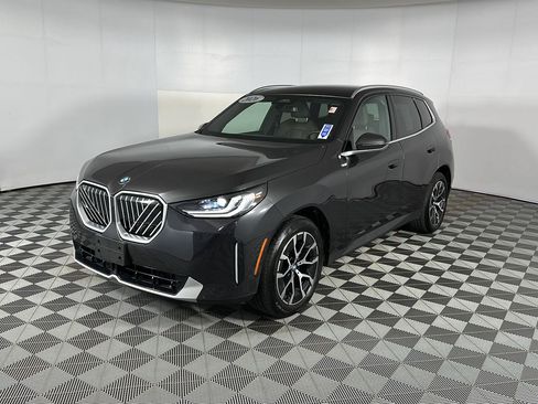 Used 2026 BMW X3 xDrive30i w/ Convenience Package AWD/4WD image 8