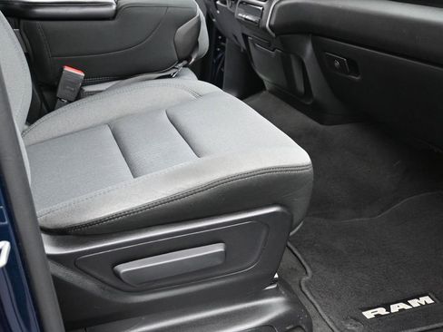 Used 2021 RAM 1500 Big Horn image 33