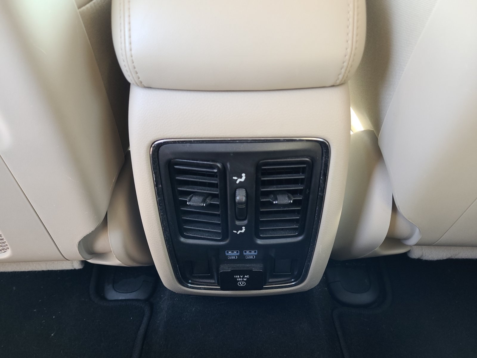 Used 2020 Jeep Grand Cherokee Limited AWD/4WD image 30