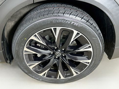 Used 2024 MAZDA CX-90 Plug-In Hybrid w/ Premium Plus AWD/4WD image 11