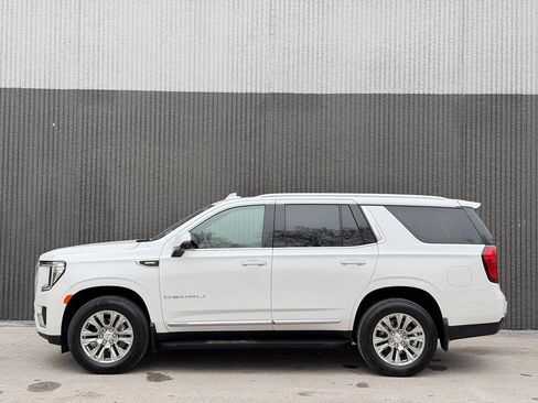 Used 2022 GMC Yukon Denali image 3