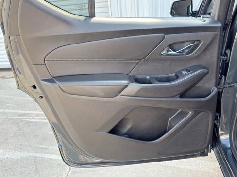 Used 2020 Chevrolet Traverse RS image 46