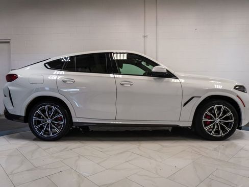 Used 2024 BMW X6 xDrive40i w/ Executive Package image 37