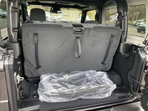 New 2026 Jeep Wrangler Sport S image 5