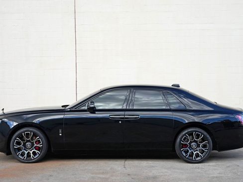 Used 2024 Rolls-Royce Ghost Black Badge w/ Black Badge Ghost Package AWD/4WD image 70