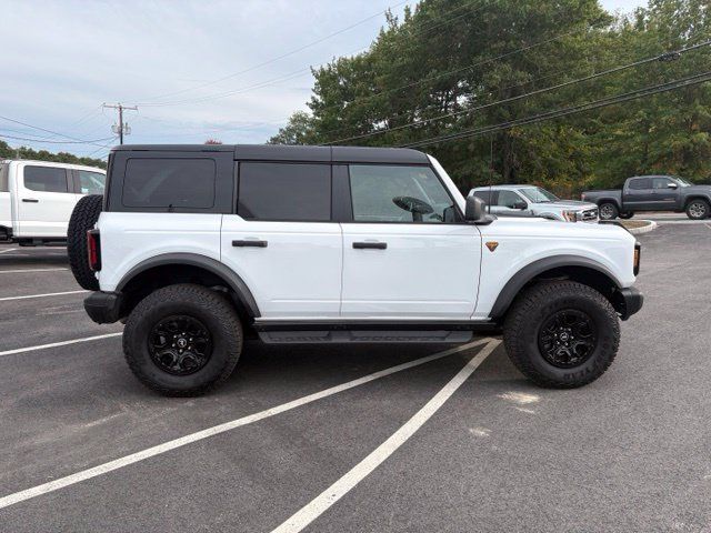 Used 2026 Ford Bronco Badlands AWD/4WD image 2