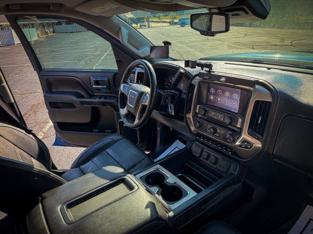 Used 2015 GMC Sierra 2500 Denali w/ Duramax Plus Package AWD/4WD image 35