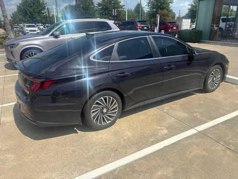 Used 2023 Hyundai Sonata SEL w/ Cargo Package FWD image 3