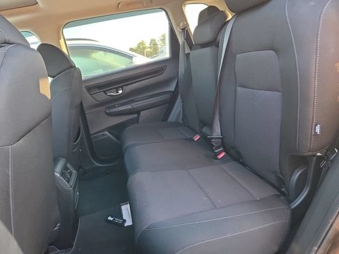 Used 2025 Honda CR-V EX image 9