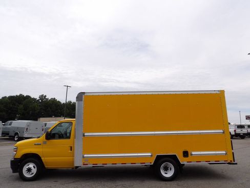 Used 2021 Ford E-350 and Econoline 350 Super Duty RWD image 51