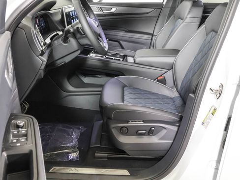 New 2026 Volkswagen Atlas Cross Sport SEL Premium R-Line image 20