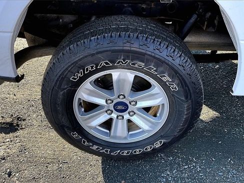 Used 2020 Ford F150 XLT w/ Trailer Tow Package image 5