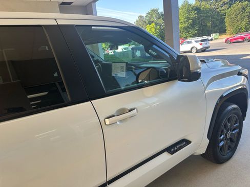 Used 2024 Toyota Tundra Platinum AWD/4WD image 11