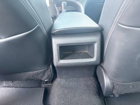 Used 2021 Toyota Camry SE image 15