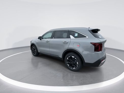 New 2026 Kia Sorento S image 6
