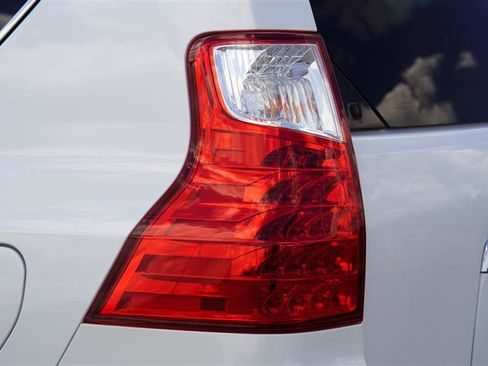 Used 2013 Lexus GX 460 Premium AWD/4WD image 28