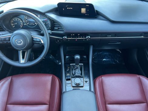 Certified 2025 MAZDA MAZDA3 s image 10