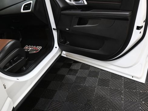 Used 2016 GMC Terrain SLT w/ Memory Package image 28