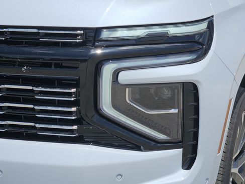 New 2026 Chevrolet Tahoe High Country AWD/4WD image 5