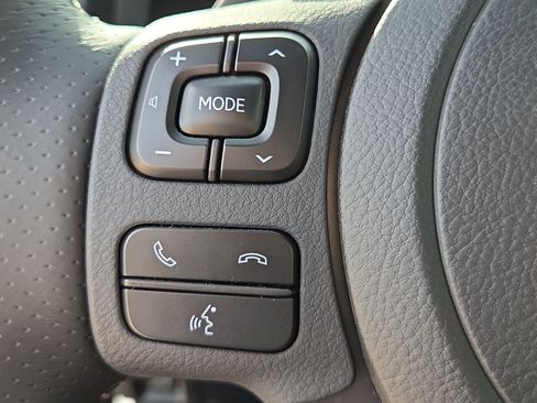 Used 2025 Lexus IS 350 F Sport w/ Navigation Package RWD image 17