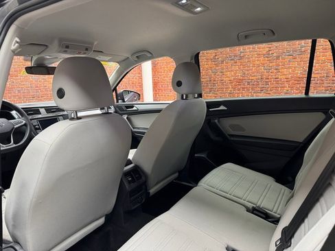 Used 2022 Volkswagen Tiguan S image 25