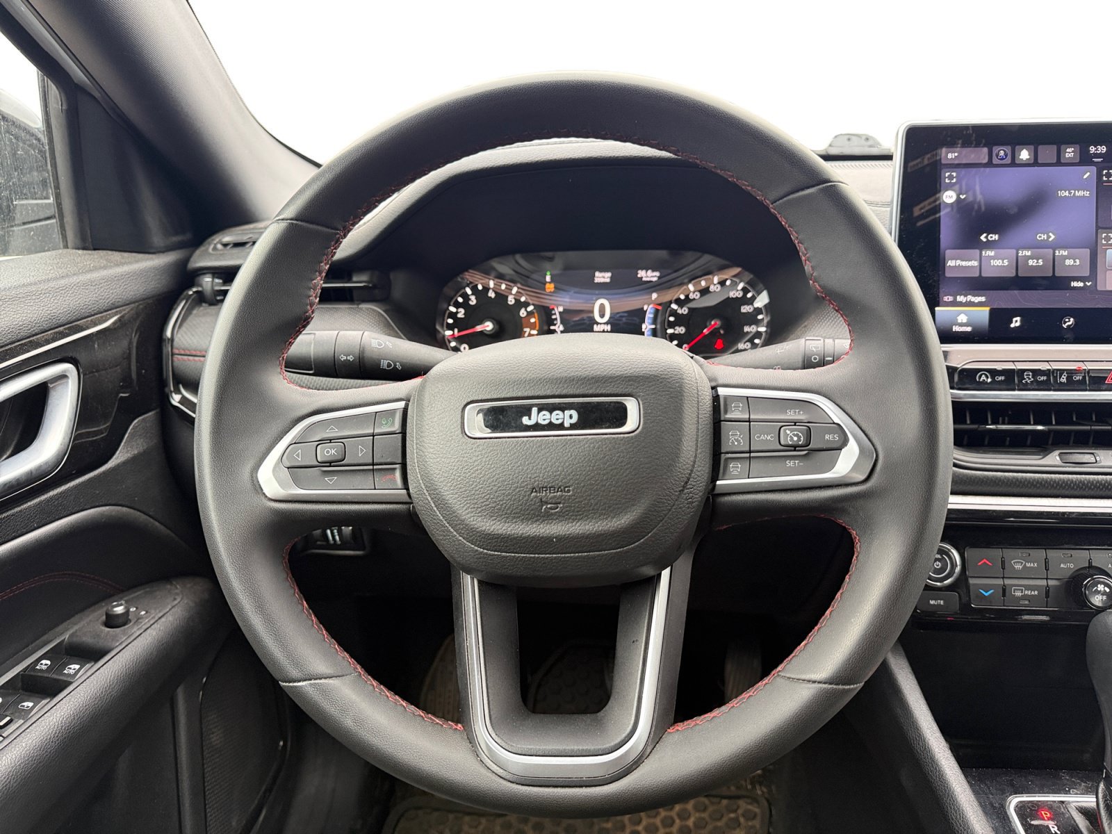 Used 2023 Jeep Compass Trailhawk AWD/4WD image 14